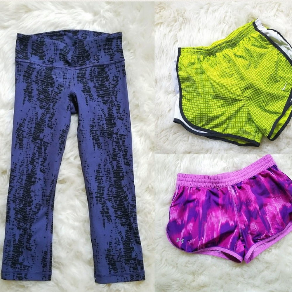 SOLD UNDER ARMOUR NIKE Shorts Leggings Work Out - Picture 1 of 1